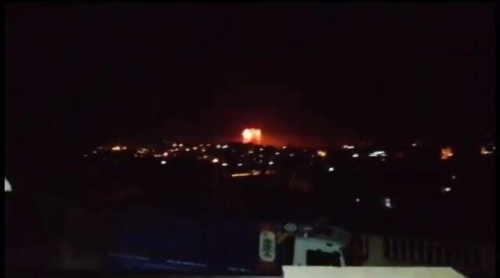 "المنار": الطيران الحربي الإسرائيلي شنّ غارة جوية استهدفت مرتفعات بلدة عرمتى