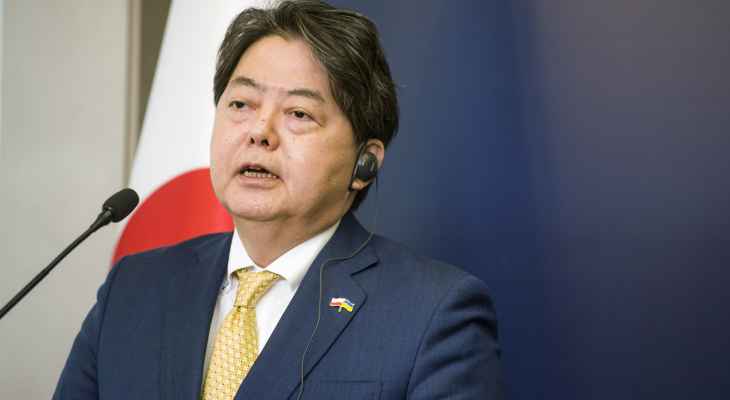 وزير الخارجية الياباني أعلن عودة 20 شخصاً من بولندا على متن الطائرة