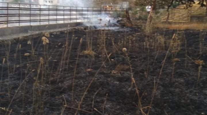 الدفاع المدني: اخماد حريق أعشاب في رويسات صوفر