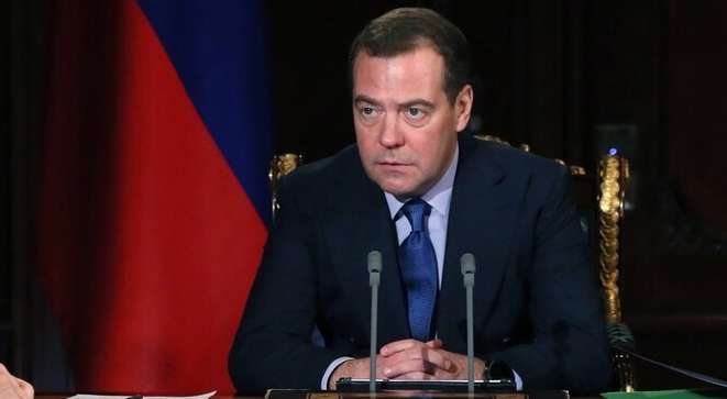 مدفيديف: روسيا لم تنأى بنفسها أبدًا عن الإتصالات الدولية وهي مستعدة للحوار