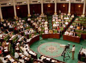 البرلمان الليبي يعلق جلساته بعد أعمال شغب أمام مبناه