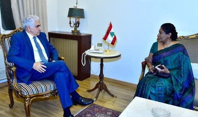 سفيرة سريلانكا شكرت لحتي تسهيل إجلاء رعاياها من لبنان غدا