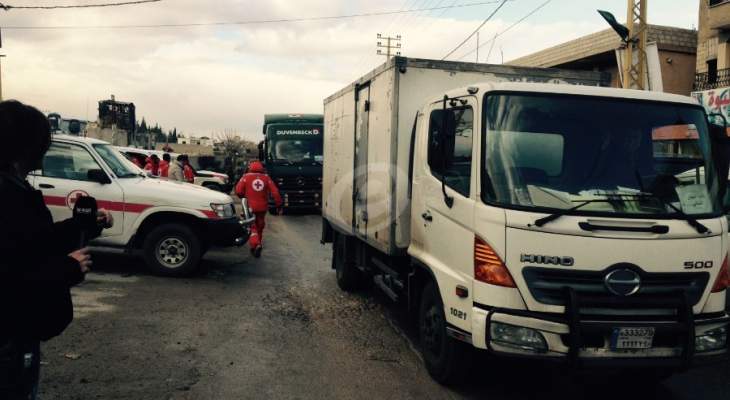 النشرة: وصول 6 شاحنات الى داخل بلدة مضايا من قافلة المساعدات الانسانية