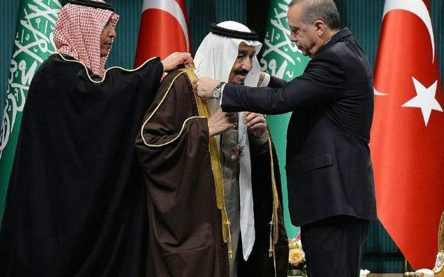 أردوغان اتصل بالملك السعودي وأكد الجانبان أهمية تطوير علاقات بلديهما