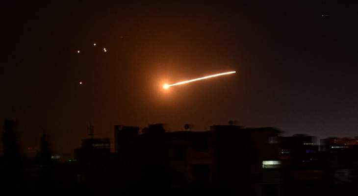 سانا: الدفاعات الجوية السورية تصدت لعدوان إسرائيلي بسماء دمشق وأسقطت عددا من الصواريخ