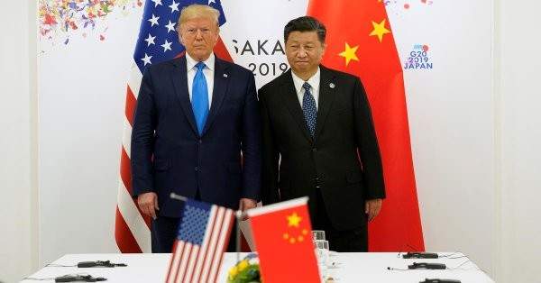 البيت الأبيض يتحدث عن &quot;تقدم هائل&quot; بالمفاوضات التجارية مع الصين