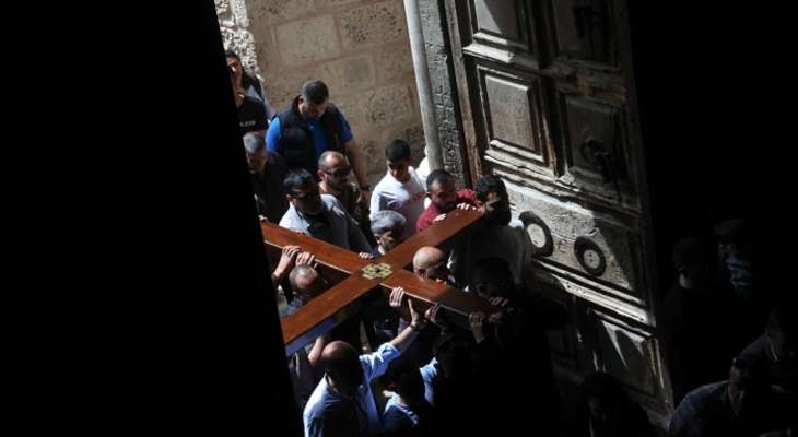 كنائس مسيحية أحيت مناسبة الجمعة العظيمة في القدس وغزة رغم الاجراءات الإسرائيلية المشددة والحرب