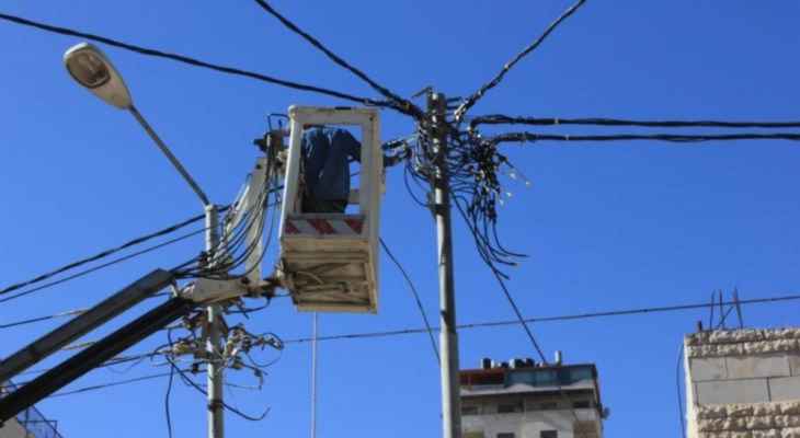 "​وفا​": القوات الإسرائيلية أخطرت الفلسطينيين بإزالة شبكة كهرباء في نابلس