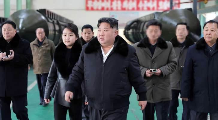 زعيم كوريا الشمالية أمر بزيادة إنتاج قاذفات الصواريخ البالستية استعدادًا لـ"مواجهة عسكرية"