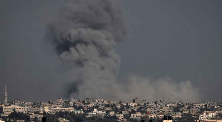 مقتل 12 فلسطينيًا بينهم 6 أطفال وإصابة العشرات جراء قصف إسرائيلي لمنزل في رفح