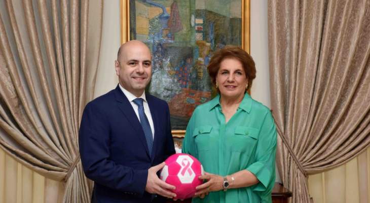 اللبنانية الاولى تضع اللمسات الاخيرة على الحملة الوطنية للتوعية ضد سرطان الثدي