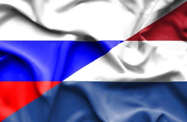 خارجية روسيا: طرد 2 من دبلوماسيي السفارة الهولندية بناء على مبدأ الرد بالمثل