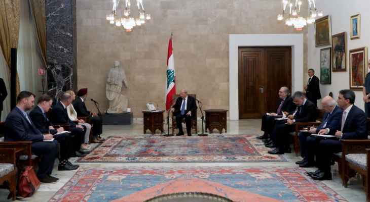 الرئيس عون: سعي بعض الدول لدمج النازحين السوريين بالمجتمع اللبناني هو جريمة لن يقبل لبنان بها مهما كلّف الأمر