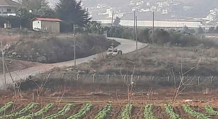 النشرة: دورية اسرائيلية تفقدت الطريق العسكري بمحيط مستعمرة المطلة