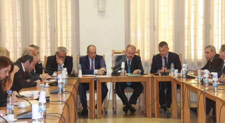 لجنة الشؤون الخارجية عقدت جلسة برئاسة جابر لدرس موضوع النزوح السوري