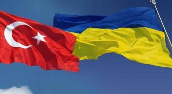 زيلينسكي شكر إردوغان لمساهمته في "الحفاظ" على اتفاق تصدير الحبوب الأوكرانية المبرم مع روسيا