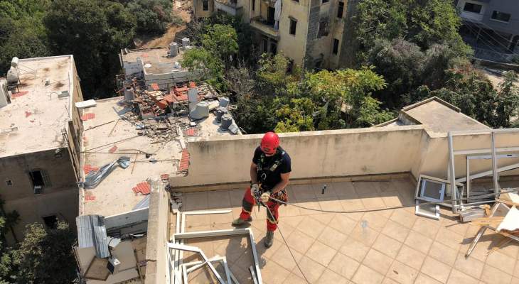 بلدية بيروت: إزالة أجزاء آيلة للسقوط من محيط انفجار المرفأ