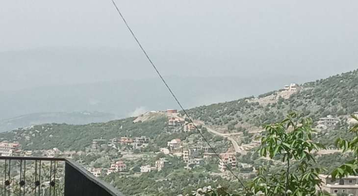 النشرة: إطلاق صواريخ من جنوب لبنان  باتجاه موقع رويسات العلم