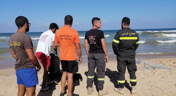 الدفاع المدني: إنتشال جثة مواطن قضى غرقا مقابل شاطئ الرملة البيضاء