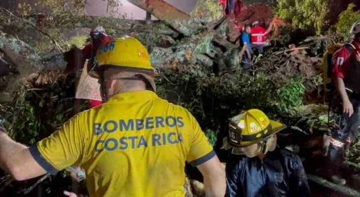 مقتل 9 أشخاص بسقوط حافلة في وادٍ جراء الأمطار الغزيرة في كوستاريكا