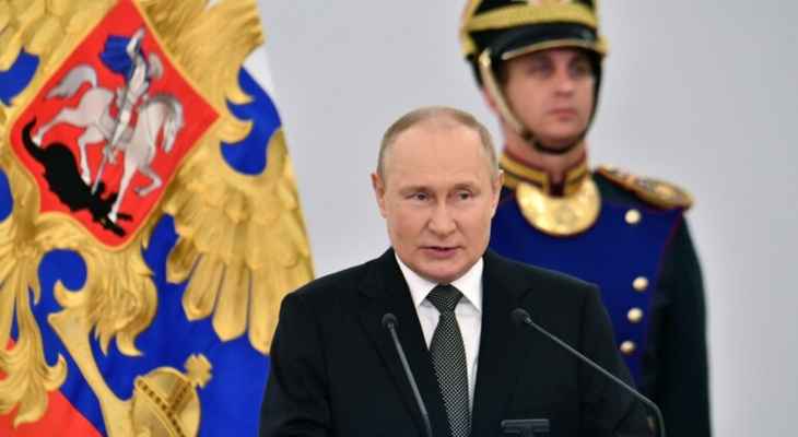 بوتين هنأ المواطنين بـ"عيد روسيا": نحن فخورون بالإنجازات والانتصارات العسكرية لأسلافنا