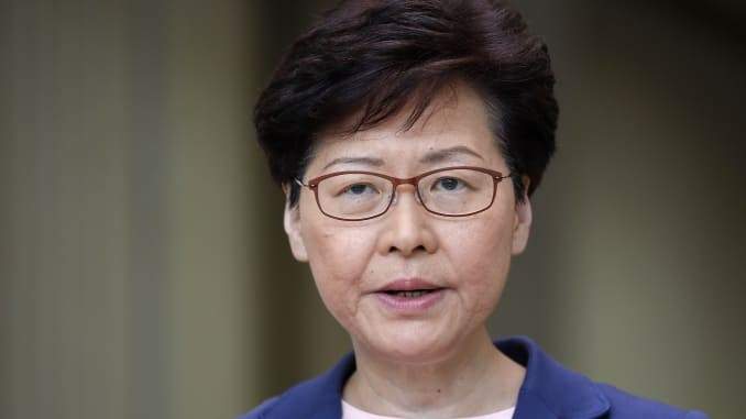 حكومة الصين أكدت أنها تدعم بحزم رئيسة سلطات هونغ كونغ كاري لام