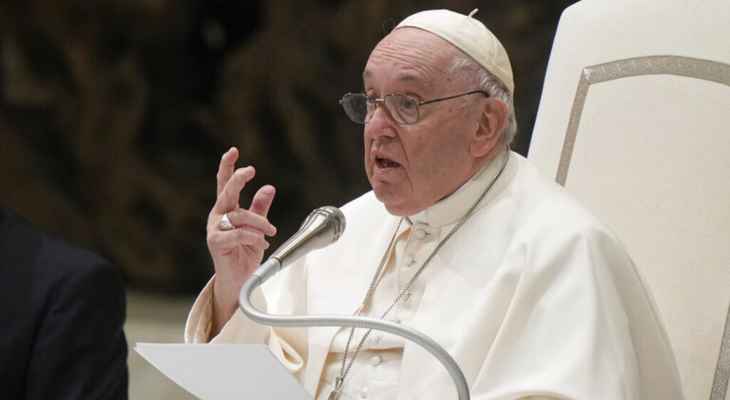 البابا فرنسيس وصف البابا بنديكتوس بـ"سيد التعليم المسيحي"