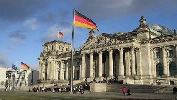 الداخلية الألمانية: سنسمح بترحيل السوريين الذين نعتبرهم مصدر تهديد لأمننا