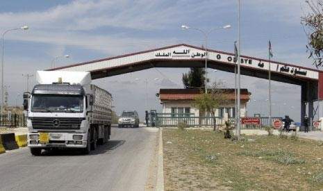 سلطات الأردن تستأنف حركة الشحن مع سوريا عبر "جابرـ نصيب"