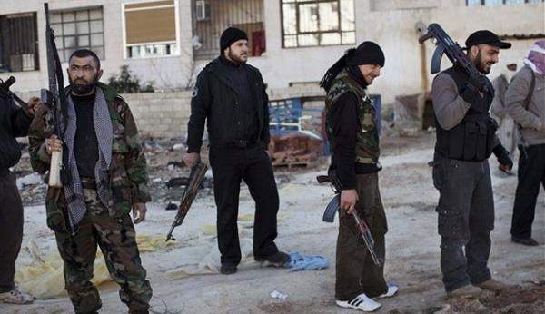 سكاي نيوز: أنباء عن تقدم مسلحي داعش إلى داخل مدينة كوباني السورية