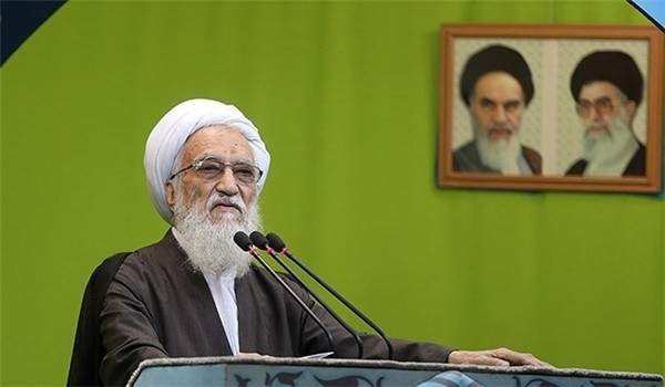 خطيب جمعة طهران يدعو السعوديين للثورة على نظام &quot;ال سعود&quot; الظالم