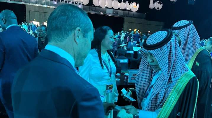لقاء بين وزير التجارة الإسرائيلي ونظيره السعودي على هامش اجتماع لمنظمة التجارة في أبوظبي