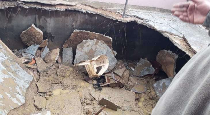 النشرة: انهيار سقف محلات في منطقة التبانه بطرابلس جراء الامطار