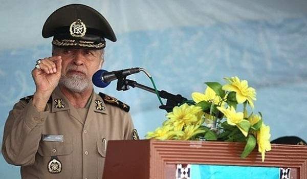 قائد الجيش الإيراني: البرنامج الصاروخي المستقبلي سيزداد قوة ودقة