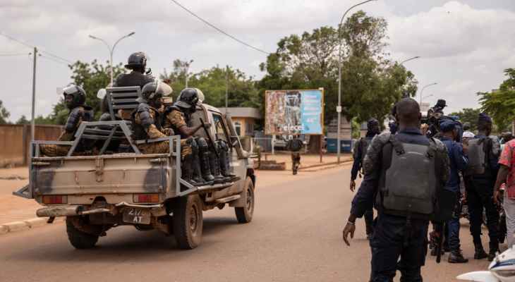 دول غرب أفريقيا تدين استيلاء عسكريين على السلطة في بوركينا فاسو