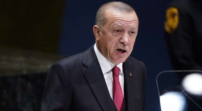 "بلومبرغ": أردوغان يسعى إلى توطيد العلاقات المالية مع روسيا بشكل أكبر