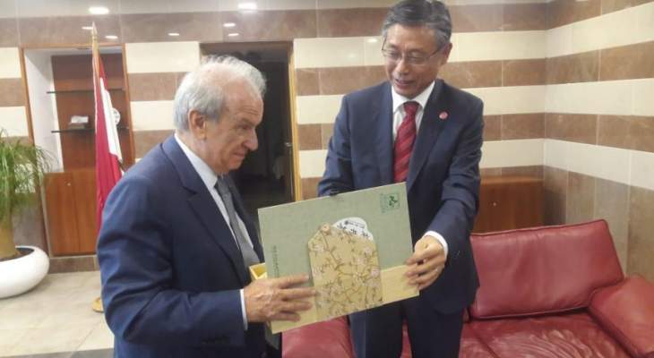حماده عرض مع السفير الصيني تعزيز التعاون بين البلدين