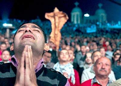 لبنان يتحول بقعة وحيدة للمسيحيين في الشرق الأوسط