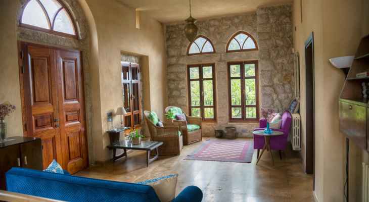 مبالغة أصحاب "بيوت الضيافة" بالأسعار تُضعف السياحة في لبنان