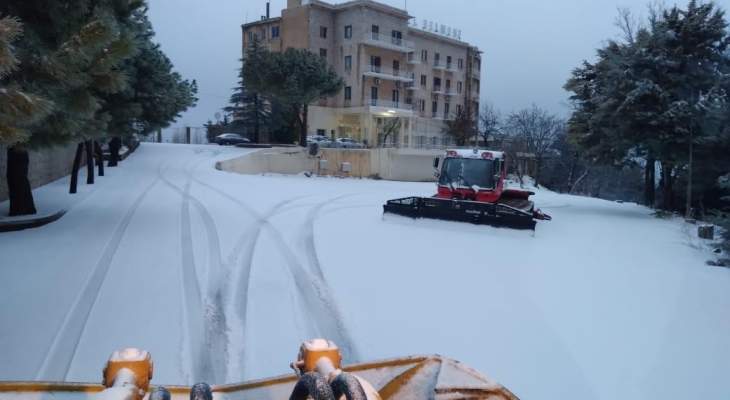 النشرة: إقفال عدد من الطرقات في حاصبيا بسبب تراكم الثلوج