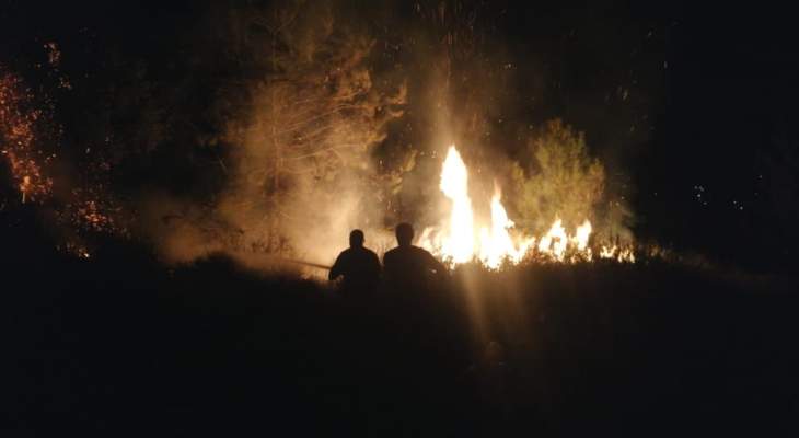 الدفاع المدني ومتطوعون سيطروا على حريق بين تكريت ورحبة في عكار
