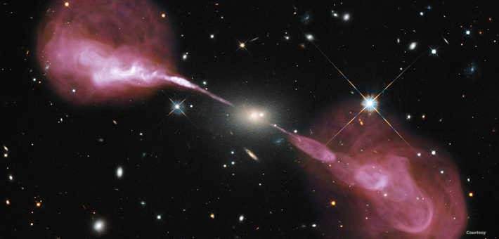 &quot;ناسا&quot; تنشر صورة للثقب الأسود الهائل &quot;هيركيوليز أ&quot;