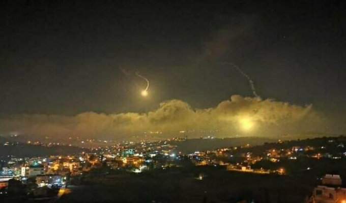 الجيش الاسرائيلي أطلق ليلا قنبلتين مضيئتين قبالة منتزهات الوزاني