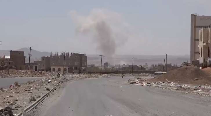 وسائل إعلام يمنية: طيران العدوان الأميركي البريطاني يستهدف بغارتين منطقة الكويزي في الحديدة