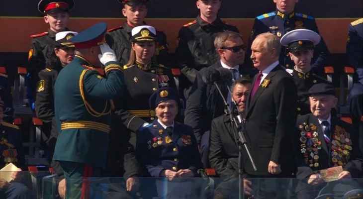 بدء العرض العسكري في الساحة الحمراء احتفالا بـ"عيد النصر" على النازية بحضور بوتين