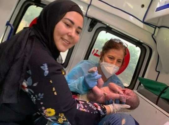 ولادة طفل بسيارة إسعاف تابعة لـ"جمعية الرسالة للإسعاف الصحي" في بلدة ديرقانون النهر