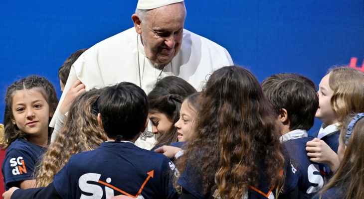 البابا فرنسيس حذر من "شتاء ديموغرافي" في إيطاليا: الشباب يواجهون "جهود جبارة" لتأسيس العائلات