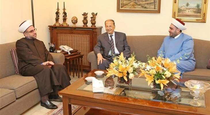 عون التقى القطان وعبد الرزاق اللذين أيدا انتخابه رئيسا للجمهورية