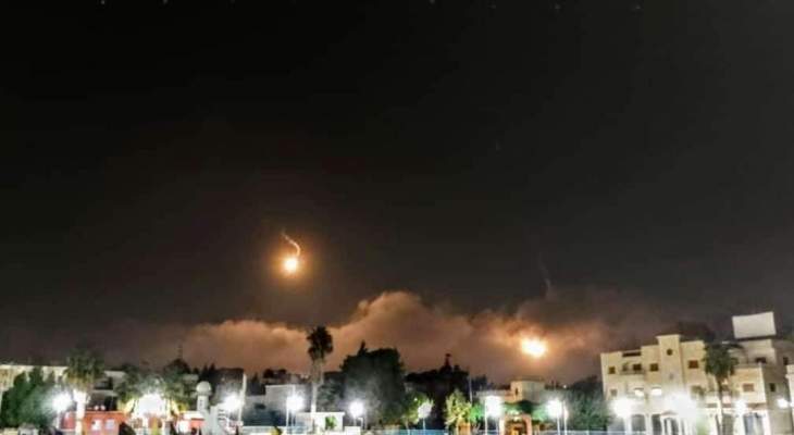 الجيش الإسرائيلي يعاود إطلاق قنابل مضيئة فوق ميس الجبل 