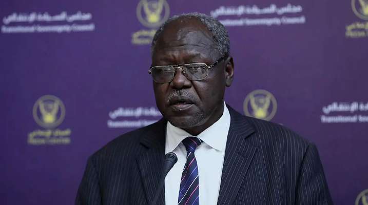 وزير الإعلام السوداني قرر إيقاف عمل قنوات "العربية" و"الحدث" و"سكاي نيوز عربية" في السودان